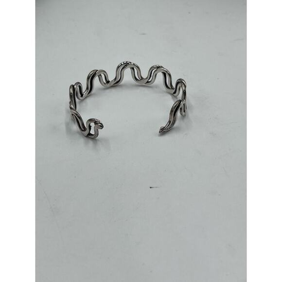 Stamped .925 Sterling Silver Intertwined Wavy Squiggles Artisan Cuff Bracelet - Picture 8 of 9